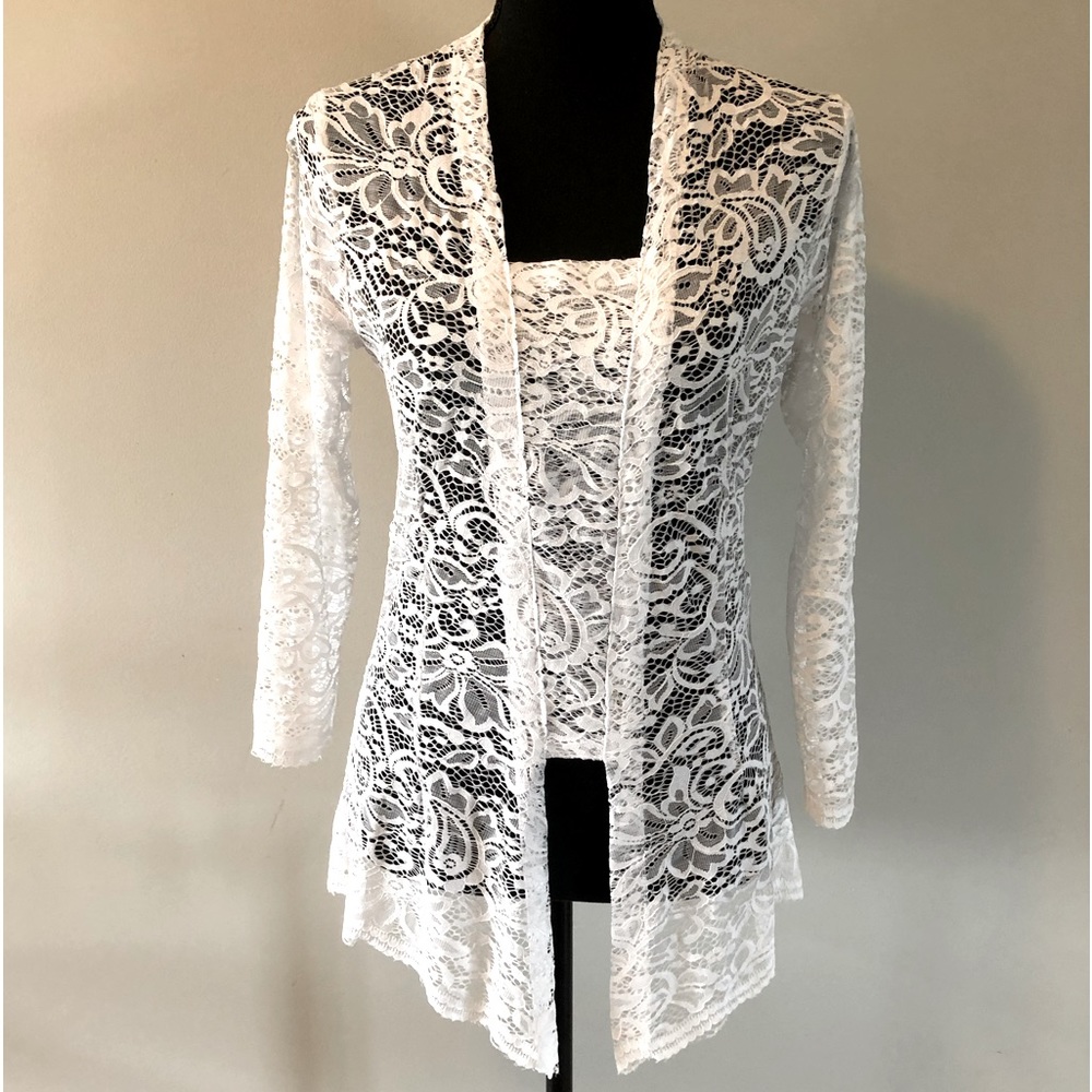 Women’s White Long sleeve Lace sheer top size XS